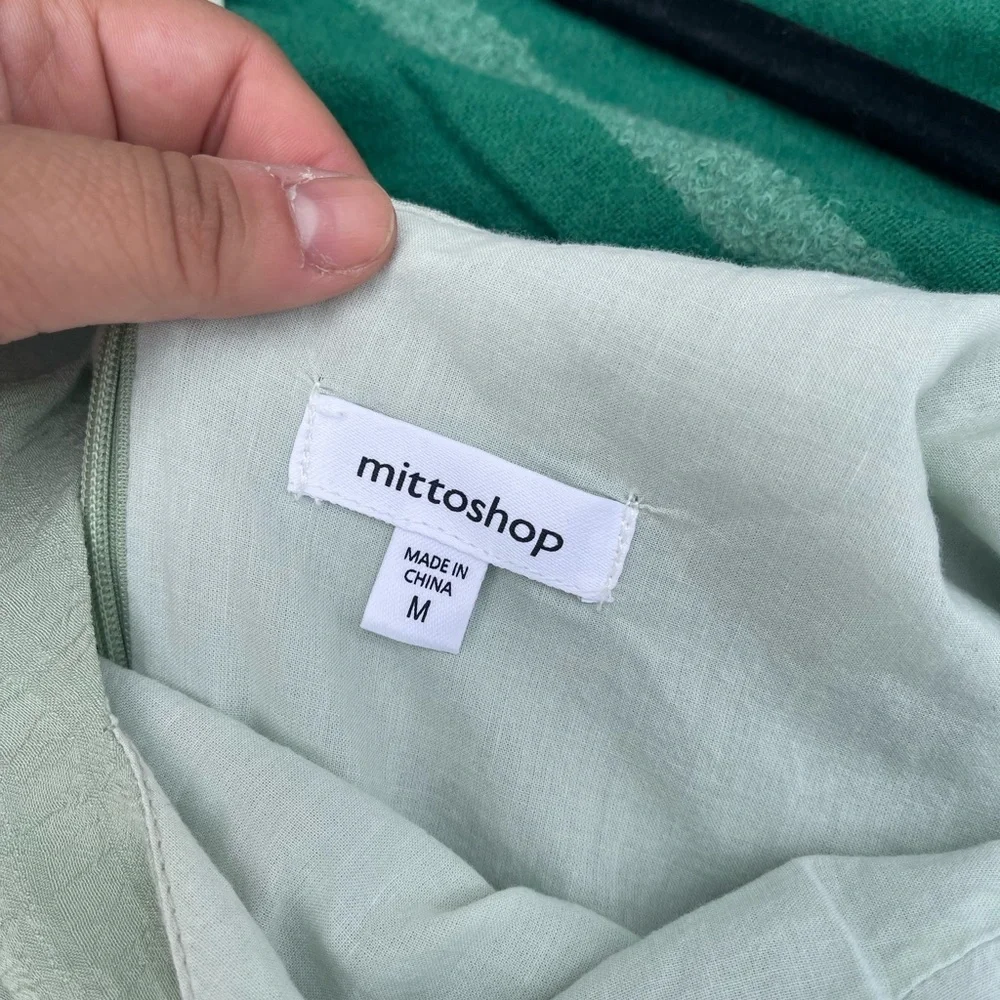 Mittoshop - Elegant Green Sleeveless Dress - Picture 4 of 5